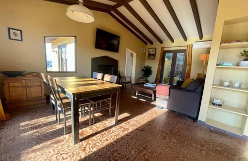 Morongo Valley House | The House on the Cliff - Pet Friendly Incredible Views of Joshua Tree