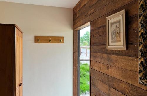 Waterlooville Apartment | The Hugo stable Cosy getaway in Hambledon