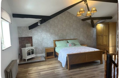 Cosford Other | The Hurst Coach House and Stable