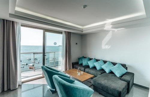 Ibiza Town Hotel | The Ibiza Twiins - 4* Sup