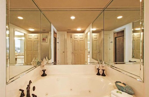 Crystal Beach House | The Inn At Crystal Beach #607