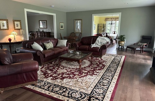 Pittstown Bed & Breakfast | The Inn at Peacfield Farms