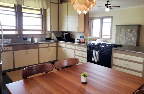 Waimea House | The Ishihara Home- Classic Quality!
