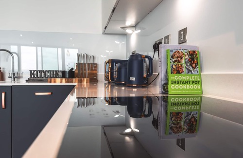 Southampton Apartment | The Itchen River Penthouse - River View