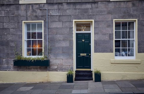 Berwick-upon-Tweed Apartment | The Jungle Nook: Romantic Haven, with a Log Burner