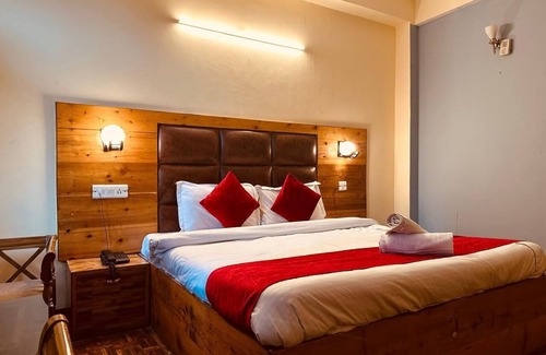 Vashist Hotel | The Kanchanikoot