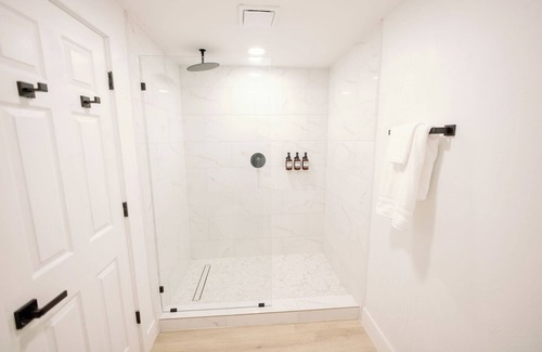 Gainesville Apartment | The Key Reno'd Historic Studio! 1 Mile to UF & DT