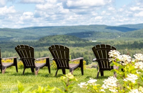 Matawinie Regional County Municipality Condo | The King of Matha, stuck on the Matha golf course and the Matha slides