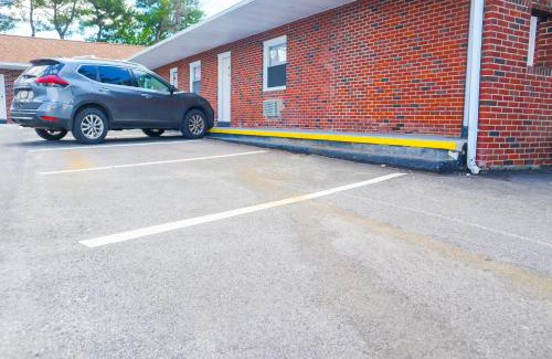 Ronks Hotel | The Lancaster Motel By OYO Ronks near Paradise