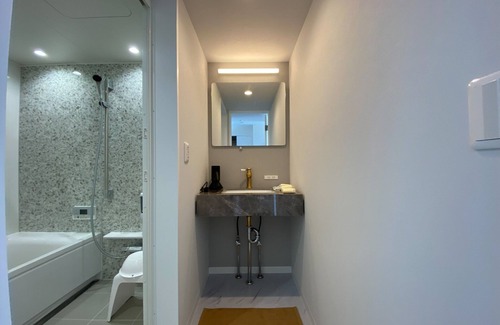 Arao Apartment | THE LAND HOTEL L1 /Arao Kumamoto