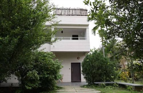Chikkaballapur House | The Lantern House by Jadenn