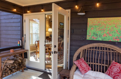 Dahlonega House | The Laramore House 3 bed/2.5 ba