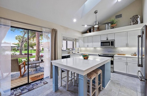 Hobe Sound Apartment | The Latitude Adjustment! Hobe Sound, Bike To Beach