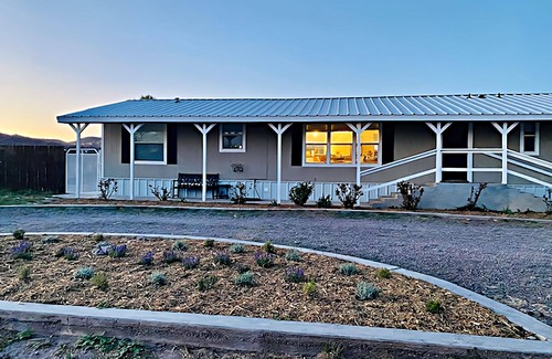 Fort Davis House | The Lavender cottage in Ft. Davis, Tx., great views & one block from Main Street