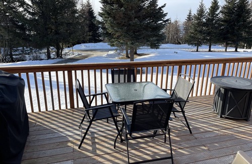 Homer Cabin | The Lazy Moose at Hideaway Cabins