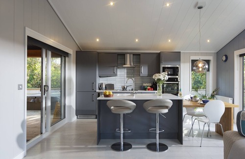 Cheddar Cabin | The Levels, Strawberryfield Park
