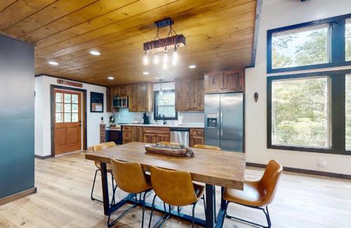 Ellijay House | The Lighthouse