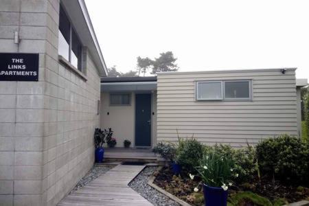 Westport Apartment | The Links Carters Beach Apartments