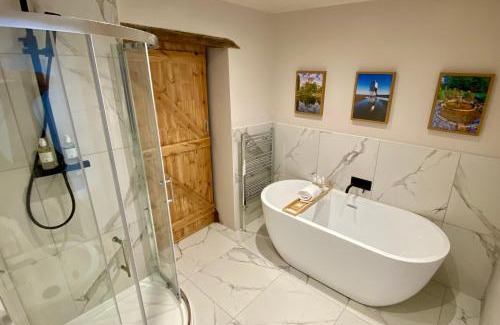 West Pennard Hotel | The Lion at West Pennard