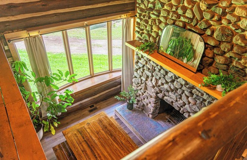Gleason Cabin | The Little Place on Pine