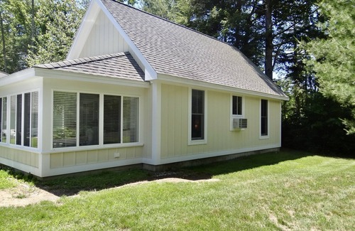Summer Village Cottage | The Little Skipper