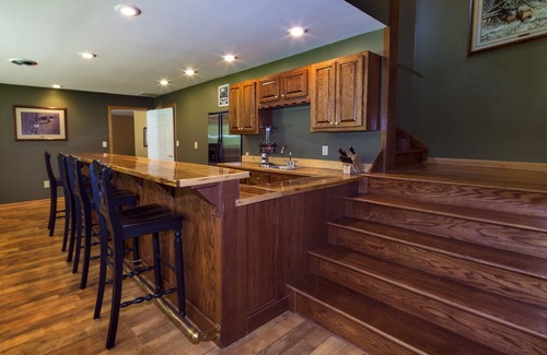 Athens Cabin | The Lodge at Double Play Ranch NEW SPECIALS FOR 2021!