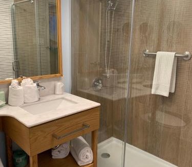 Lake Harmony Hotel | The Lodge Luxury Resort At Lake Harmony