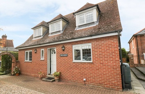 Hadleigh Cottage | The Lodge off High Street