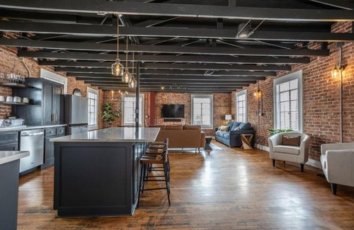 Muenster Apartment | The Loft at 113 - Gateway to the North Texas Hill Country