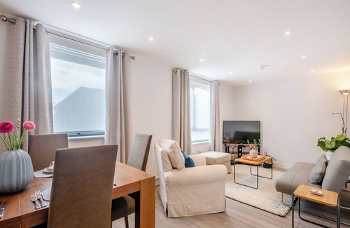 Holt Cottage | The Loft at The Gatehouse (UK46101)