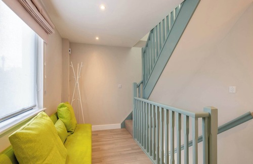 Holt Cottage | The Loft at The Gatehouse (UK46101)