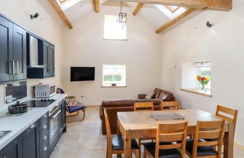 Mold House | The Loft