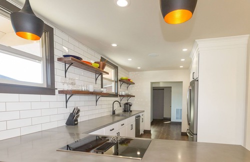 Walla Walla Apartment | The Loft on Birch, Downtown Walla Walla, sleek modern industrial Condo