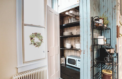 Highland Apartment | The Loft on the Square