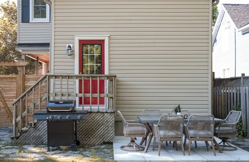 Prince Edward House | The Logan Garden Suite | Picton | 3 Bedrooms