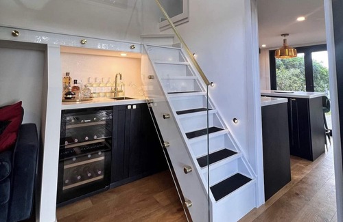 Kiama House | The Londoner - Super Luxe 2 Bedroom Tiny Home