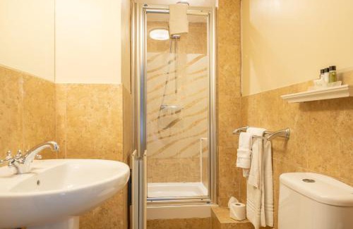 Chard Hotel | The Lordleaze Hotel And Restaurant