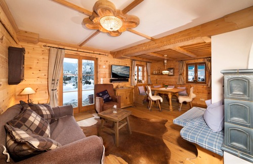 Reit im Winkl Ski Chalet | "The luxury of simple life - of everything but the best"