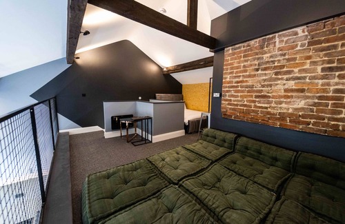 North Shore Apartment | The Luxury Penthouse by Sasco Apartments