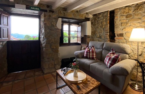 Vallobal House | The Macona.