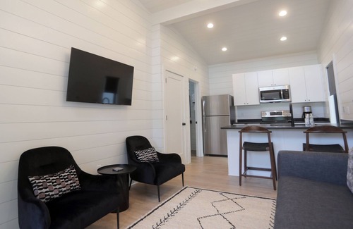 Shell Knob Cottage | The Manor with Boat Dock at Rod N Reel Resort