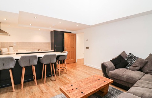 Keith Cottage | The Marriage Room at The Institute Executive Apartments