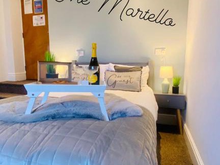 Hull Apartment | The Martello - Free Secure Carpark