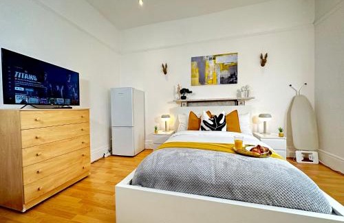 Edgbaston Apartment | The Meadow Spot