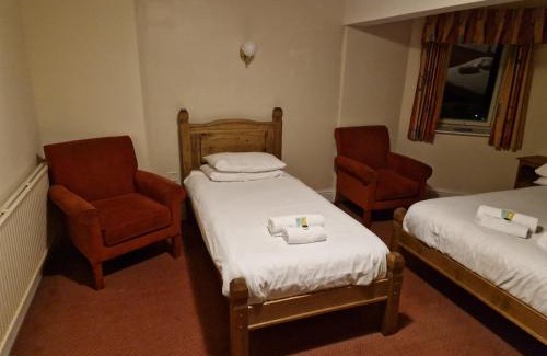 Bangor Bed & Breakfast | The Menai Hotel and Bar