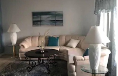 Spring Hill House | The Mermaid Beach House 2