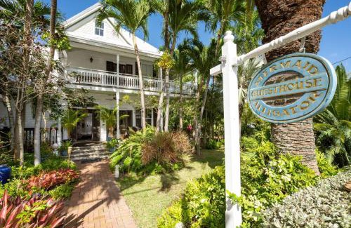Old Town Hotel | The Mermaid & The Alligator