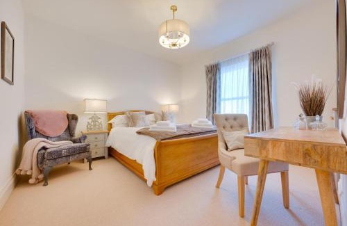 Cromer House | The Mews