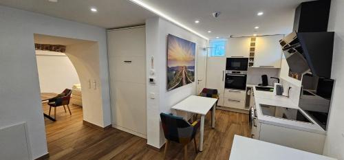 Stuttgart Apartment | The Modern Cave Lodge