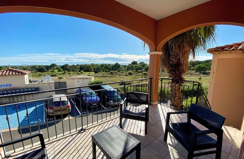 Beziers Apartment | The modern, comfortable apartment at Golf Saint Thomas